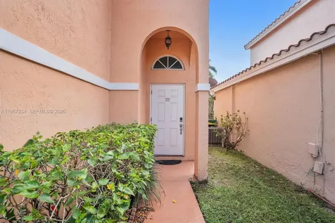 1054 SE 6th Avenue Dania Beach FL 33004