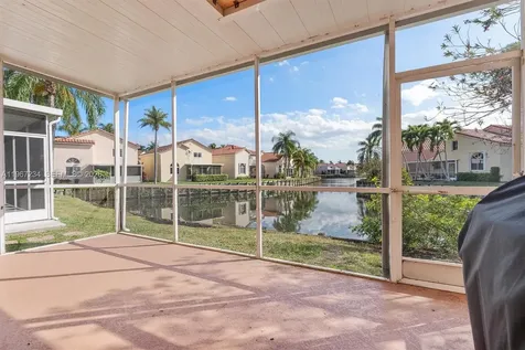 1054 SE 6th Avenue Dania Beach FL 33004