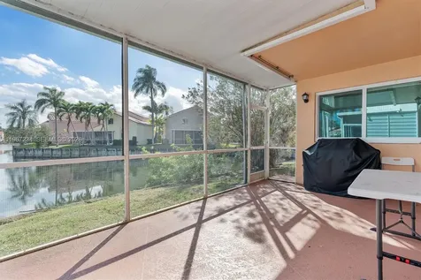 1054 SE 6th Avenue Dania Beach FL 33004
