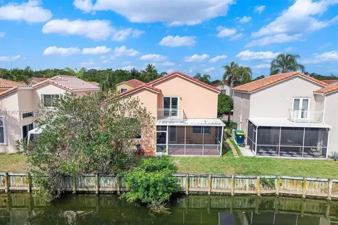 1054 SE 6th Avenue Dania Beach FL 33004