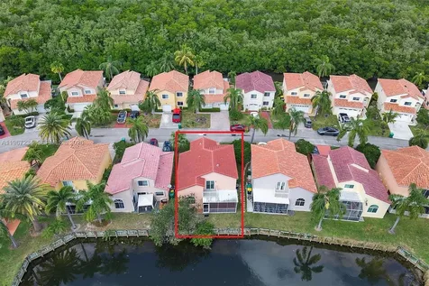 1054 SE 6th Avenue Dania Beach FL 33004