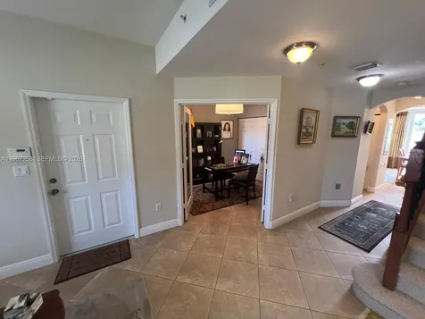 824 SW 143rd Terrace Pembroke Pines FL 33027