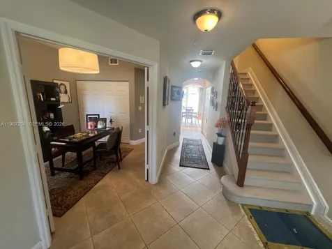 824 SW 143rd Terrace Pembroke Pines FL 33027