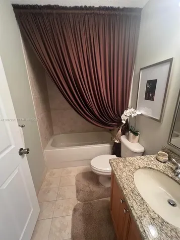 824 SW 143rd Terrace Pembroke Pines FL 33027