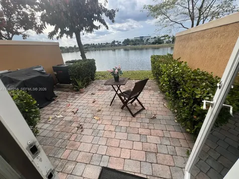 824 SW 143rd Terrace Pembroke Pines FL 33027