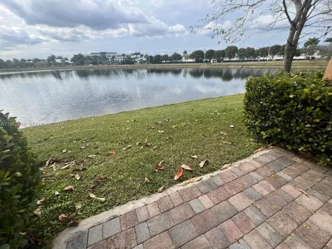824 SW 143rd Terrace Pembroke Pines FL 33027