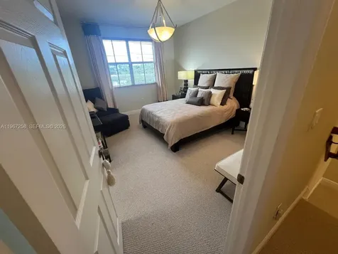 824 SW 143rd Terrace Pembroke Pines FL 33027