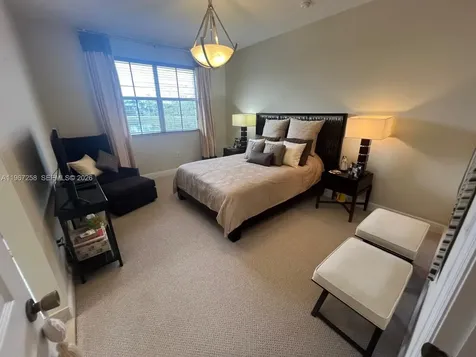 824 SW 143rd Terrace Pembroke Pines FL 33027
