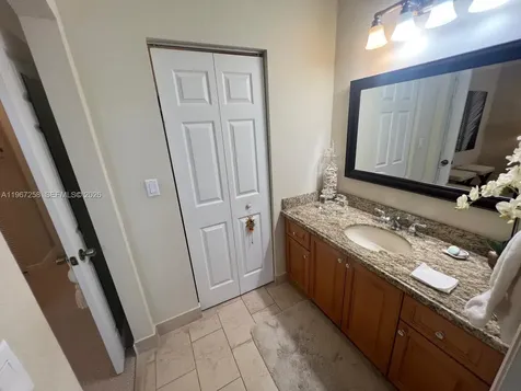824 SW 143rd Terrace Pembroke Pines FL 33027