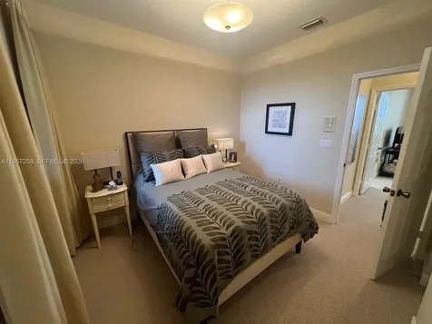 824 SW 143rd Terrace Pembroke Pines FL 33027