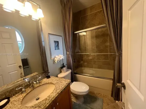 824 SW 143rd Terrace Pembroke Pines FL 33027