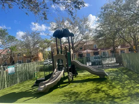 824 SW 143rd Terrace Pembroke Pines FL 33027