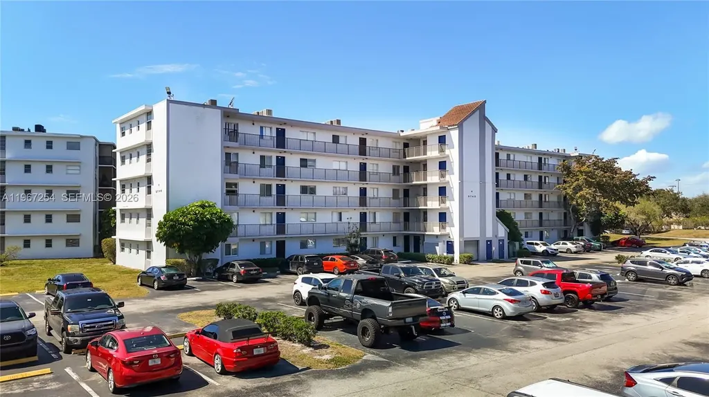 8740 N Sherman Circle Miramar FL 33025