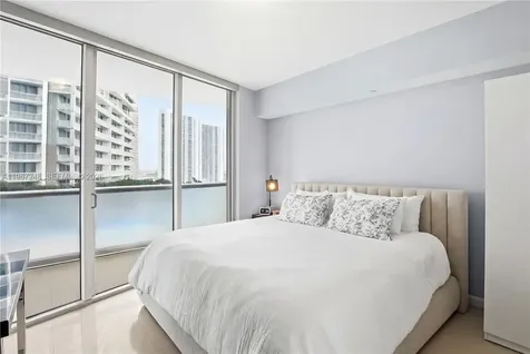 495 Brickell Avenue Miami FL 33131