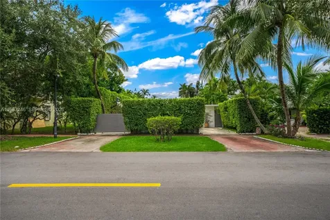 736 W 51 Street Miami Beach FL 33140