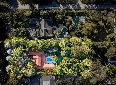 4867 SW 82nd Street Miami FL 33143