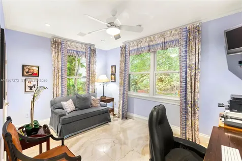 4867 SW 82nd Street Miami FL 33143