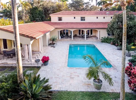 4867 SW 82nd Street Miami FL 33143