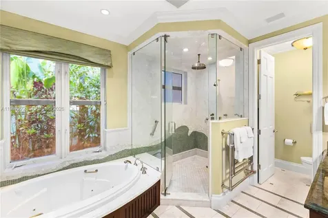 4867 SW 82nd Street Miami FL 33143