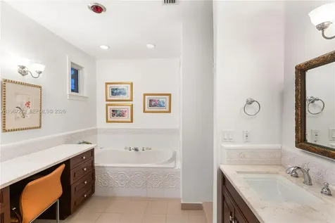 4867 SW 82nd Street Miami FL 33143
