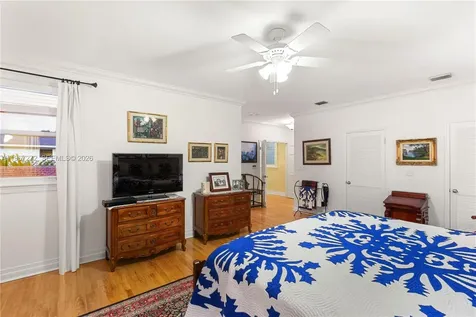 4867 SW 82nd Street Miami FL 33143