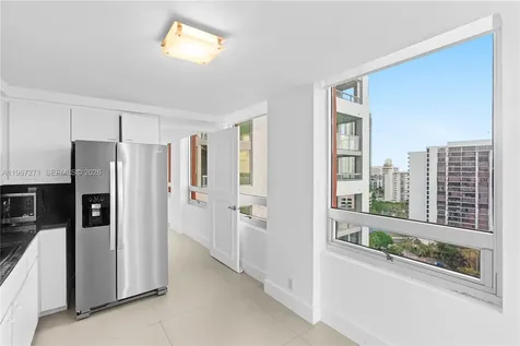 1541 Brickell Avenue Miami FL 33129