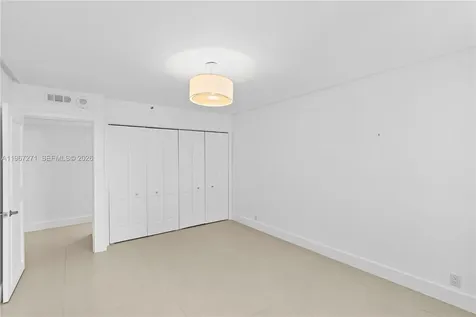 1541 Brickell Avenue Miami FL 33129
