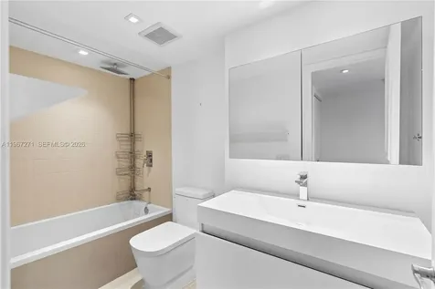 1541 Brickell Avenue Miami FL 33129