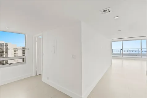 1541 Brickell Avenue Miami FL 33129