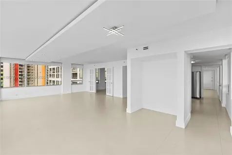 1541 Brickell Avenue Miami FL 33129