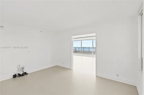 1541 Brickell Avenue Miami FL 33129
