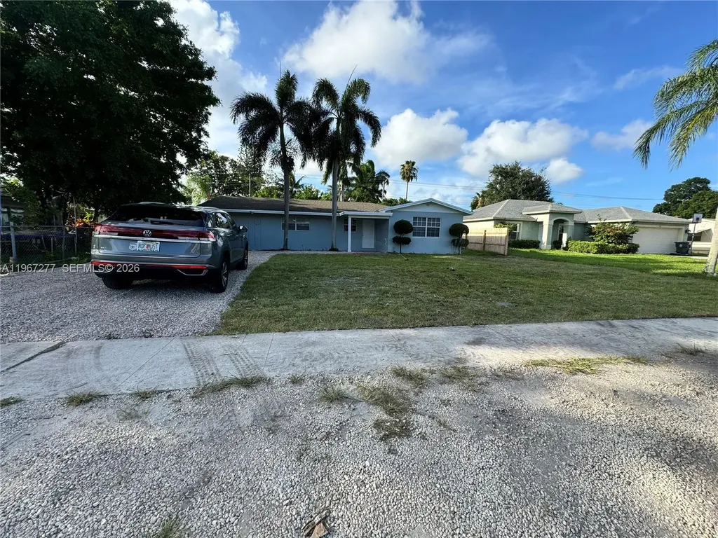 4381 Purdy Lane West Palm Beach FL 33406