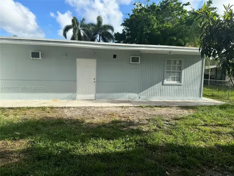 4381 Purdy Lane West Palm Beach FL 33406