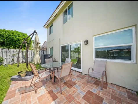 1340 NW 125th Terrace Sunrise FL 33323