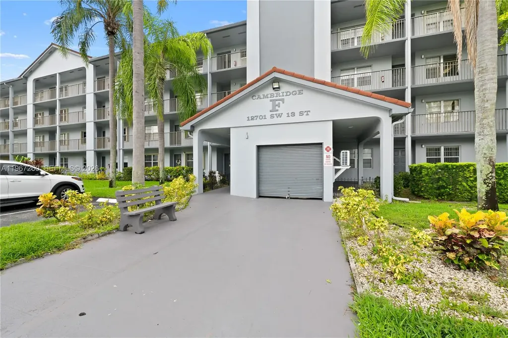 12701 SW 13th Street Pembroke Pines FL 33027