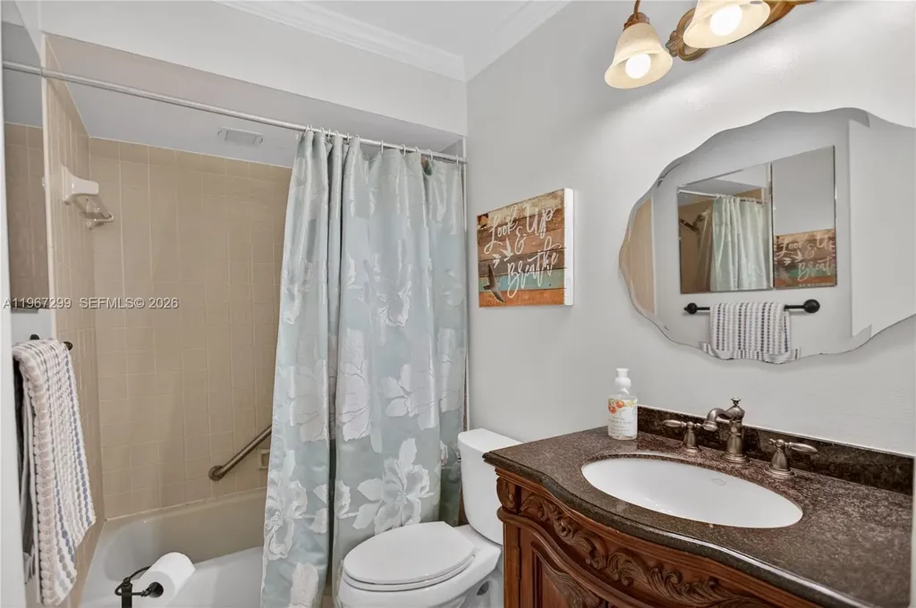 10681 Greenbriar Court Boca Raton FL 33498