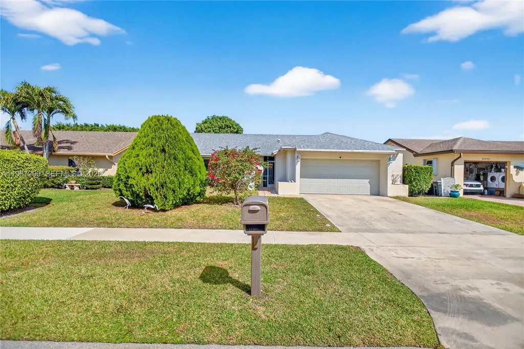 10681 Greenbriar Court Boca Raton FL 33498