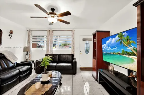10881 SW 6th Street Sweetwater FL 33174