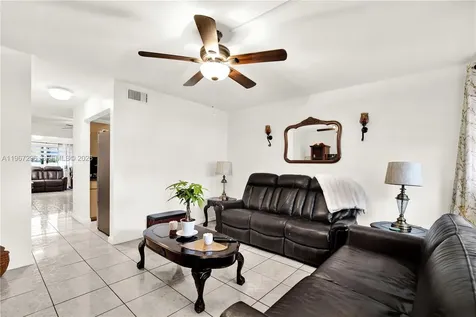10881 SW 6th Street Sweetwater FL 33174