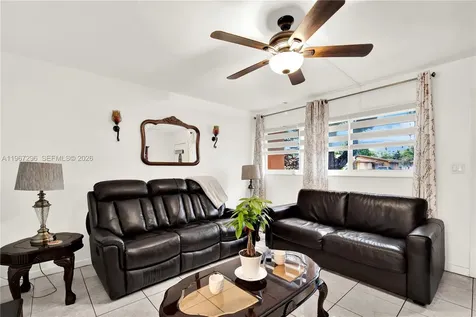 10881 SW 6th Street Sweetwater FL 33174