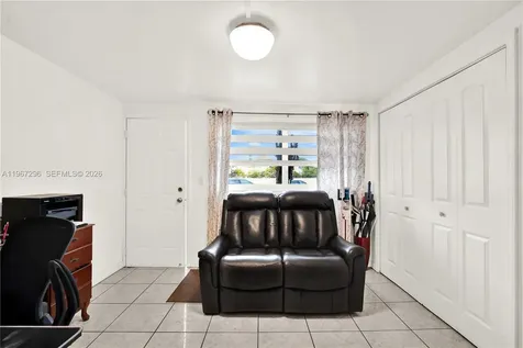 10881 SW 6th Street Sweetwater FL 33174