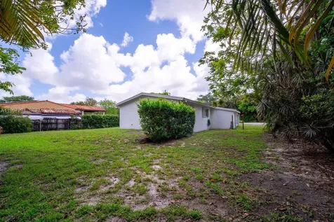 11600 NE 6th Avenue Biscayne Park FL 33161