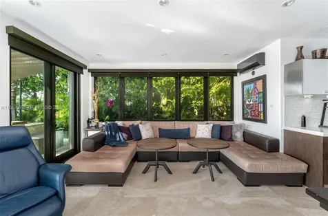 34 W Dilido Drive Miami Beach FL 33139