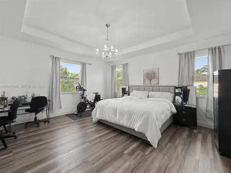 16673 SW 44th Street Miami FL 33185