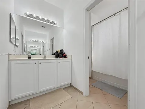 16673 SW 44th Street Miami FL 33185