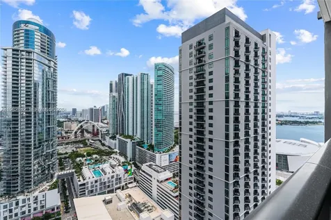 159 NE 6th Street Miami FL 33132