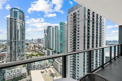 159 NE 6th Street Miami FL 33132