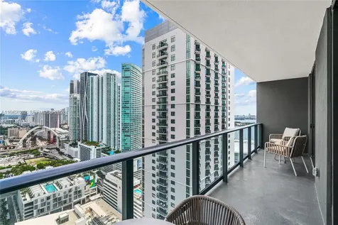 159 NE 6th Street Miami FL 33132