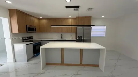 9620 SW 9th Terrace Miami FL 33174
