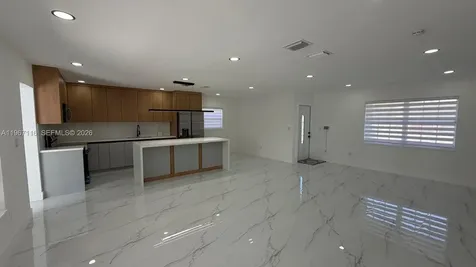 9620 SW 9th Terrace Miami FL 33174